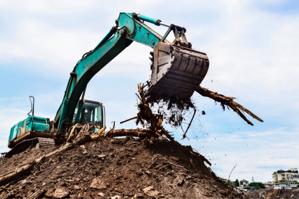 Ngành công nghiệp máy xây dựng đang phát triển, thị trường máy xúc đạt được động lực tăng trưởng mới