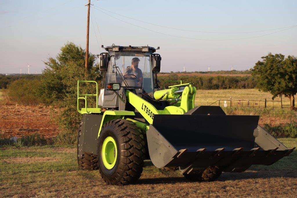 Electric wheel loader