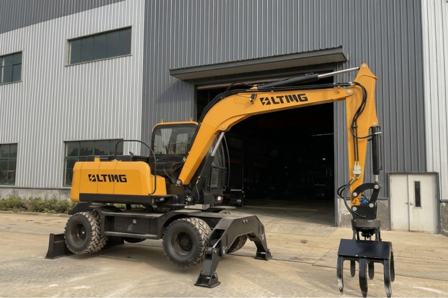 8 Ton Wheeled Excavator