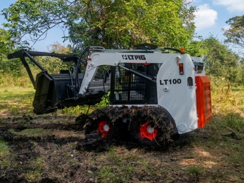 Máy xúc lật bánh xích Mexico Case